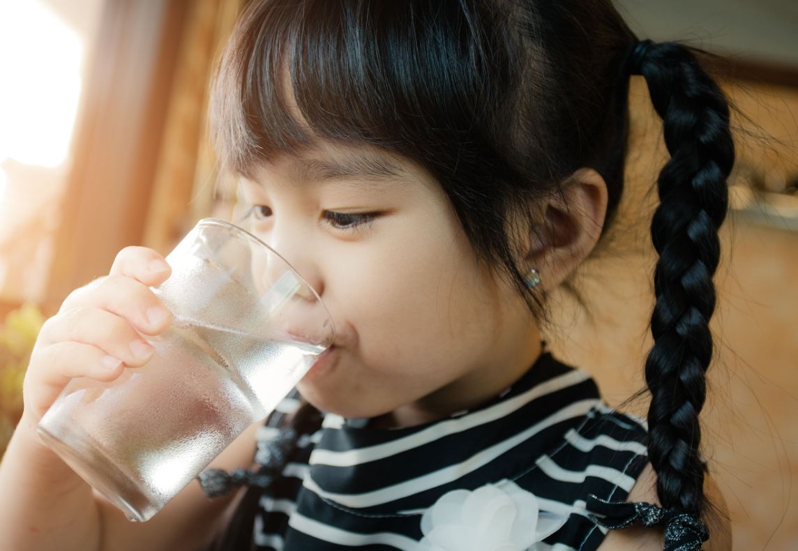 15 Science-Backed Benefits of Drinking High Quality Water