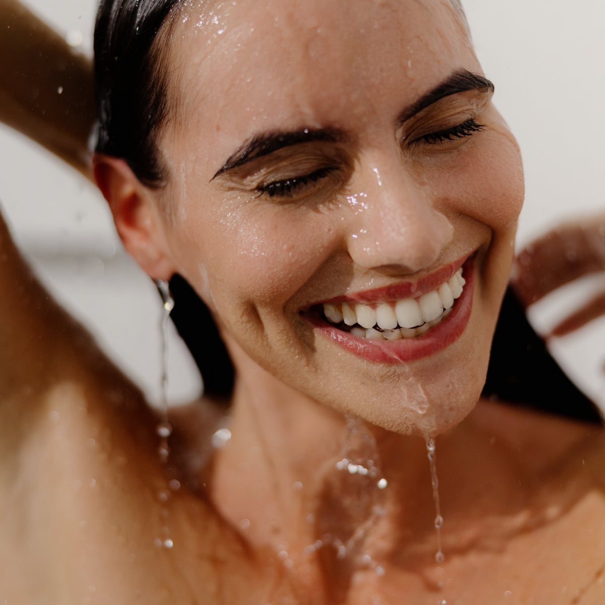 zazen Infinity Shower Filter - Brushed Silver